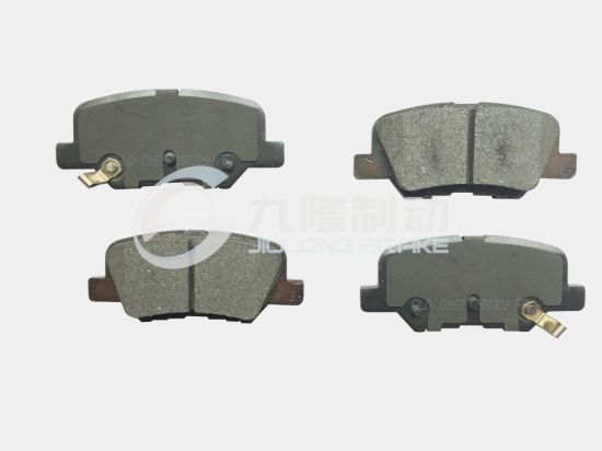 None-Dust Ceramic and Semi-Metal High Quality Auto Parts Brake Pads for Citroen Mazda Mitsubishi Peugeot (D1679/4605B070)