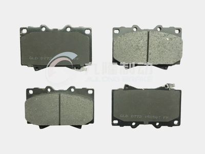 Long Life OEM High Quality Auto Brake Pads for Lexus Toyota (D772/04465-60220) Ceramic and Semi-Metal Auto Parts